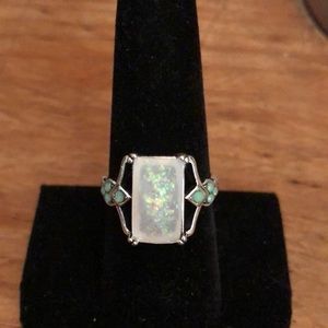 Lovely opal ring size 8 NWOT